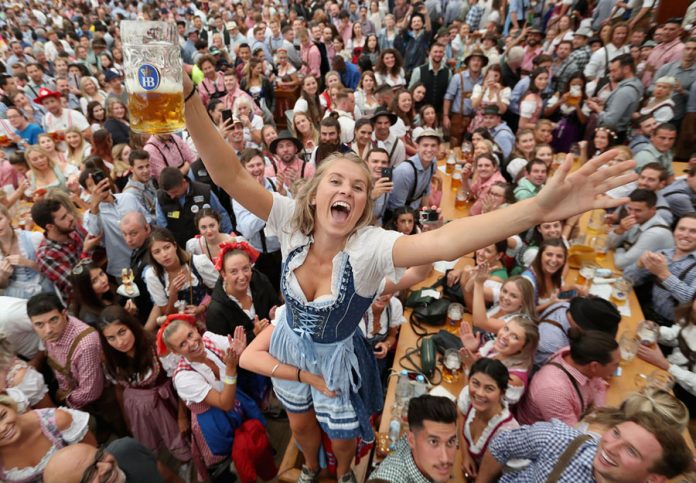 Oktoberfest 2018: Opening Day